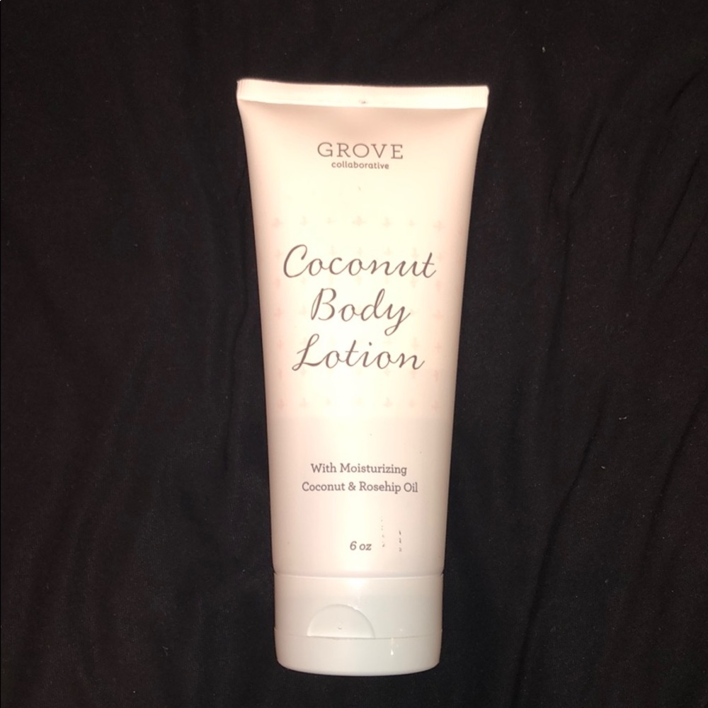 Grove coconut body lotion 6 ounces